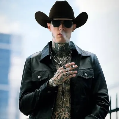 Trace Cyrus profile