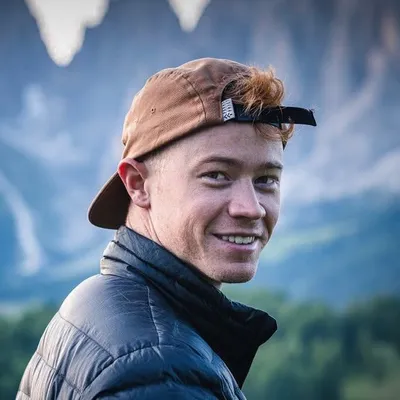 Trace Hudson profile