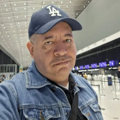 Carlos Sánchez profile