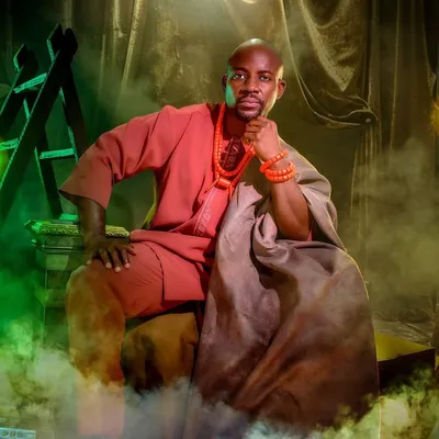 Seyi Akinbola profile