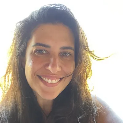 Mariana L. Trava Dutra profile