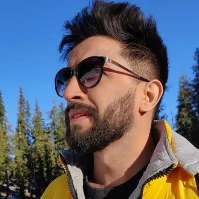 Darshan | Travel Influencer profile