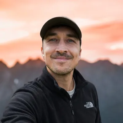 Dominik Ebner | Hiking, Outdoor, Photography profile