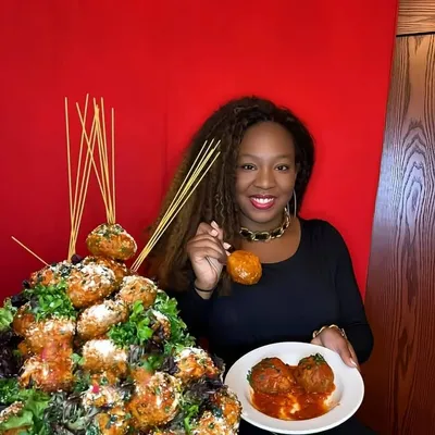 Dee | NJ & NYC Foodie | Travel Blogger profile