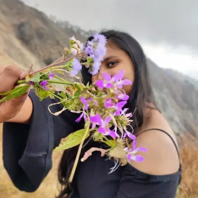 Himanshi🔮 profile