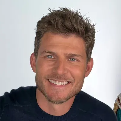 Travis Van Winkle profile