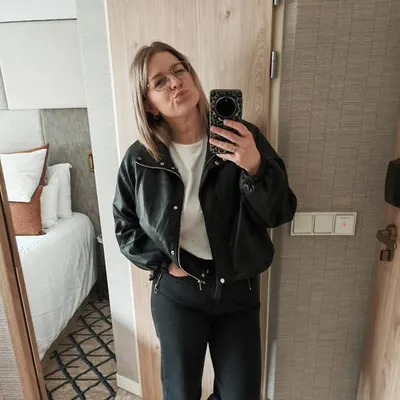 Sarah Harringer profile