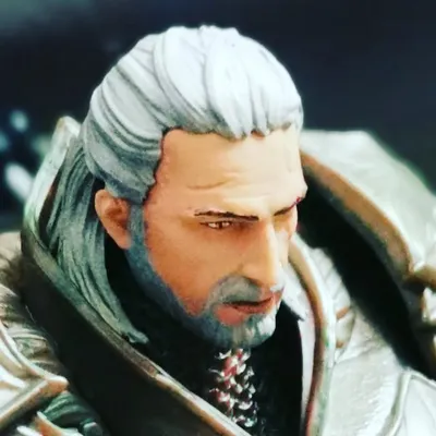 troyholio profile