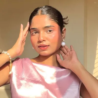 Trupti | minimal fashion profile