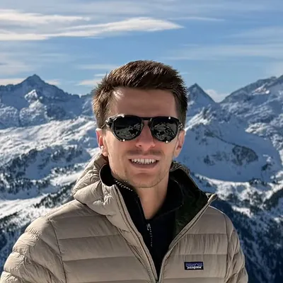 Alex Villa profile