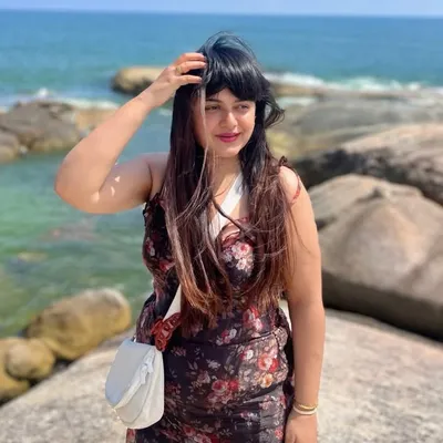 Aakansha Pandey Kapoor | Fashion & Lifestyle profile