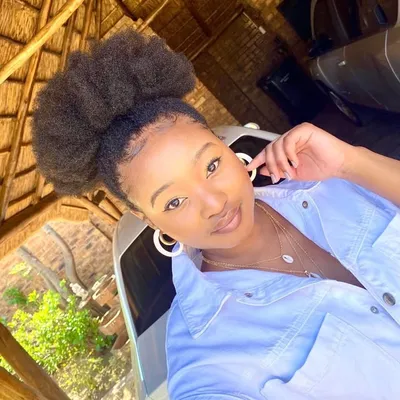 Tsholo Phoka profile