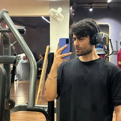 Tushar Bhalla profile