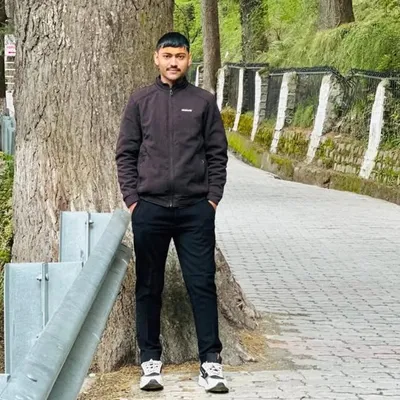 ᴛᴜsʜᴀʟ CHANAKA ♞ profile