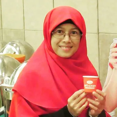 Sri Widiyastuti #lifetimeeducator profile