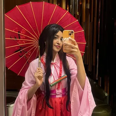 Twinkle ๐ Cosplayer profile