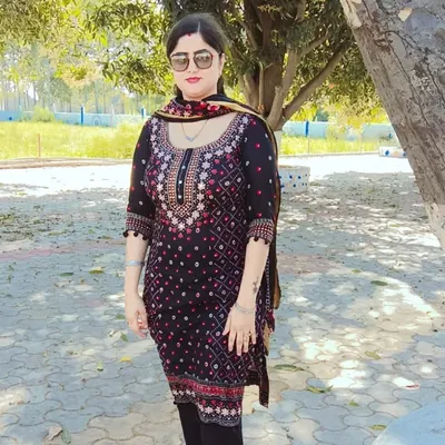 👑Taksh سینی👑 profile