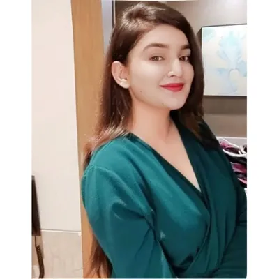 Twinkle arora profile