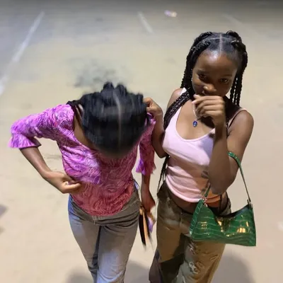 Twins_225_officiel profile