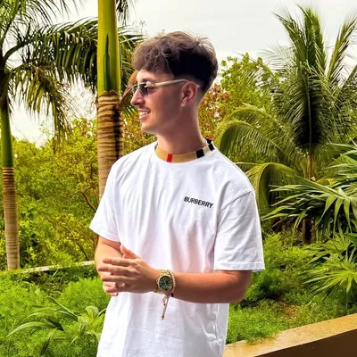 Ty | Photo + Video profile