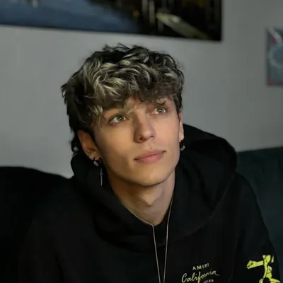 Tyler Oaks profile