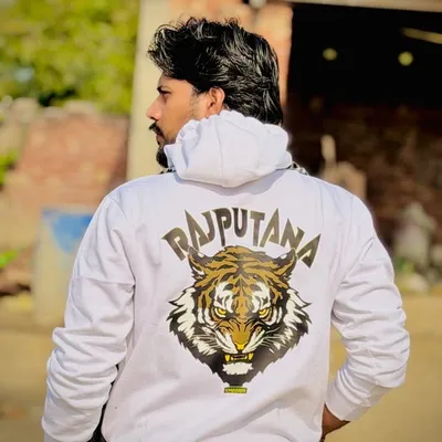 THAKUR AARAV 🖤 profile
