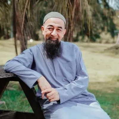 Ustaz Azhar Idrus profile