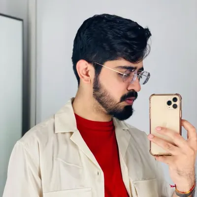 Udit Chhabra Vlogs profile