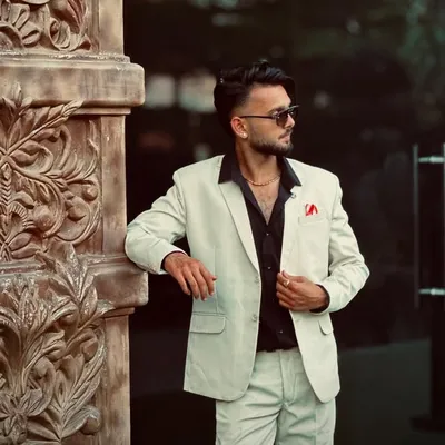 Ujjval_sharmaaa profile