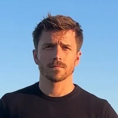 Uki Deane profile
