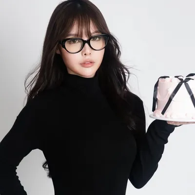 Ulrica.T(譚鳳儀) profile