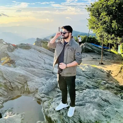 umair mohammad profile