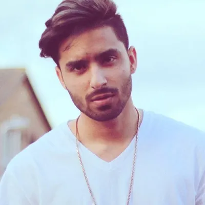 Umair Khaliq profile