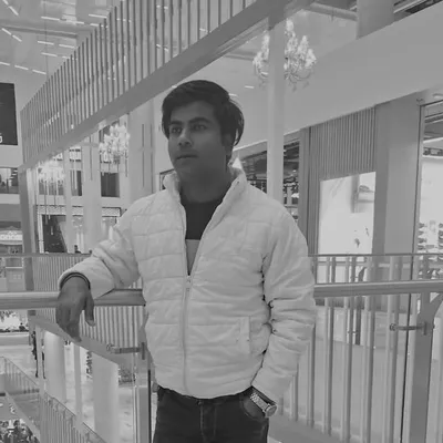 Umar Akmal profile