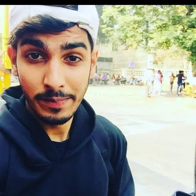 Zain Duzz profile