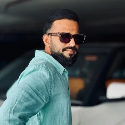 UMAR DAYYAN SHAREEF | INFLUENCER | profile