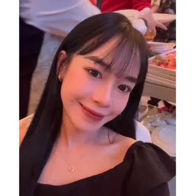 U-na profile