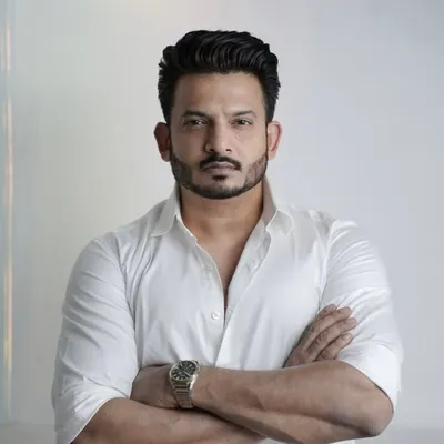 Unaid Ansari | Makeup Artist profile