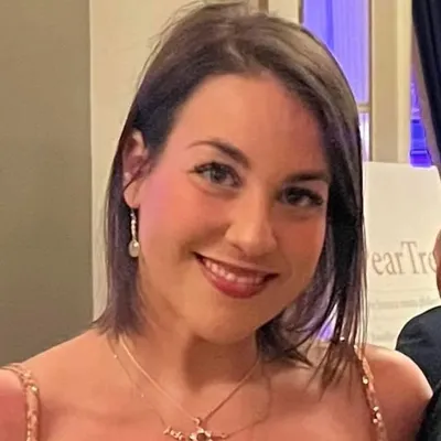 UNFLUENTIAL (Hillary Cohen) profile