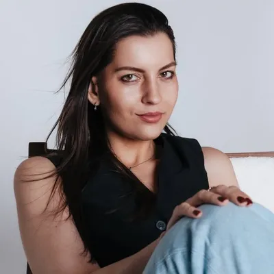 ANNIKA✨ profile