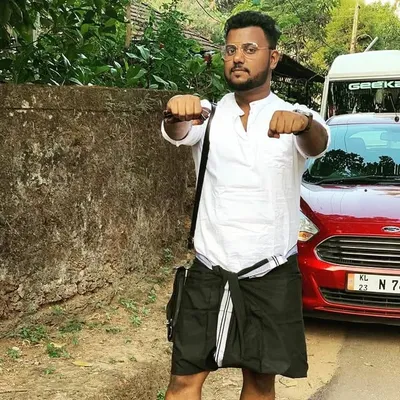 Akhil Pillai profile