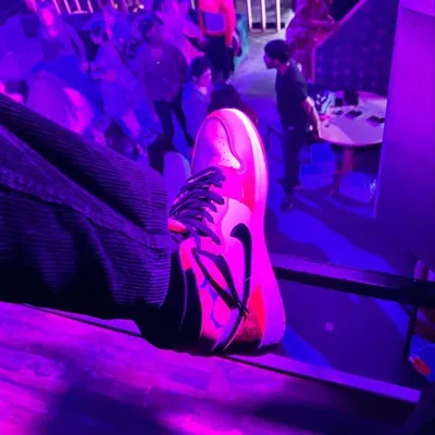 Universe_kicks_ profile