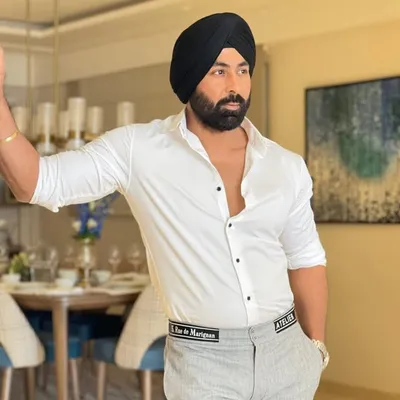 Urban Turban Realtors : Navdeep Khanuja