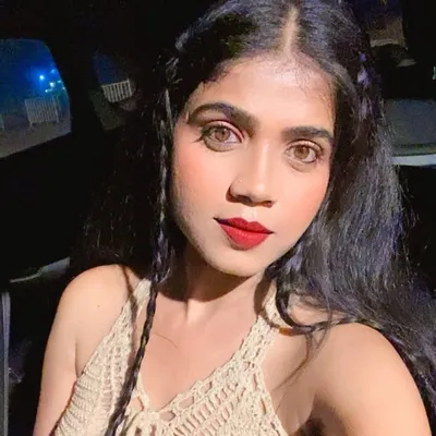 Urvashi🧿 profile
