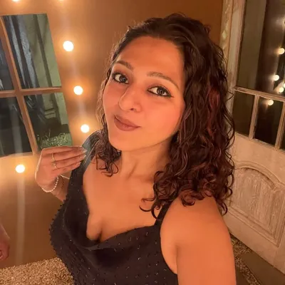 Urvashi Sagar ๐ profile