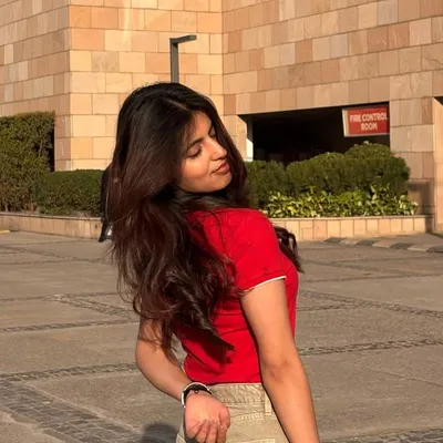 Urvashii Sharmaa profile