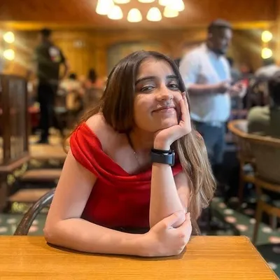 Urvashi Rampariya | Food , Travel , Lifestyle