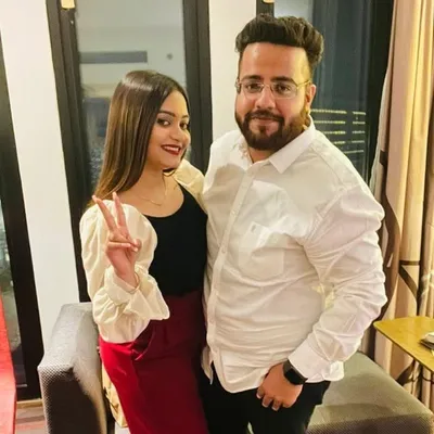 Urvashi Anshul Kharbanda profile