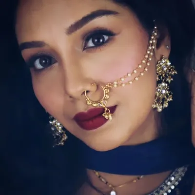 🧿 Urvashi 🧿 profile