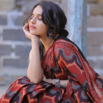 Urvi Gor profile